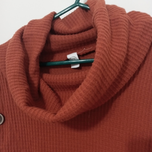 CY Fashions Burnt Orange Oversize Overlapping Long Sleeve Knit Sweater Buttons - Picture 6 of 16